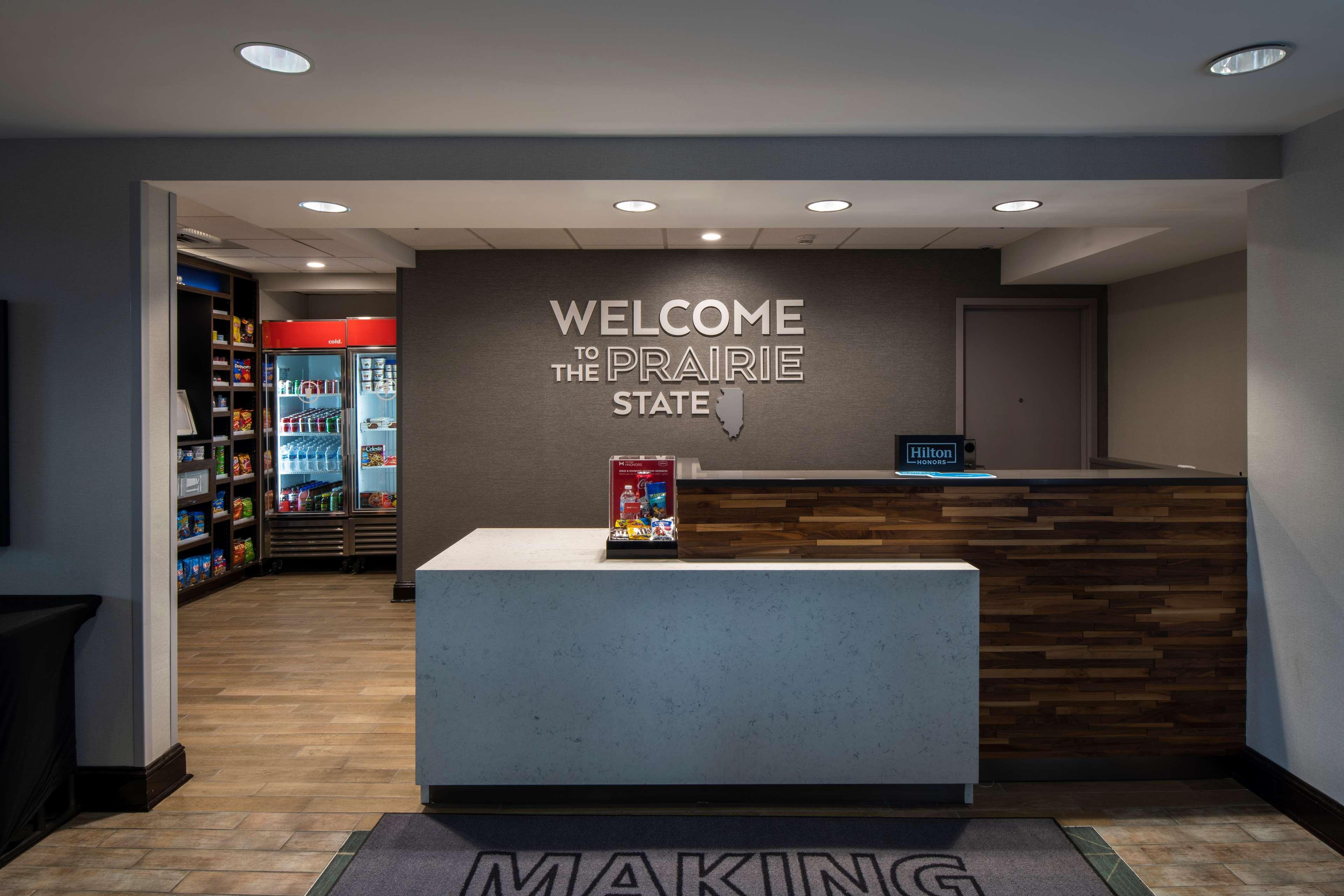 Hampton Inn & Suites Lincolnshire Ngoại thất bức ảnh