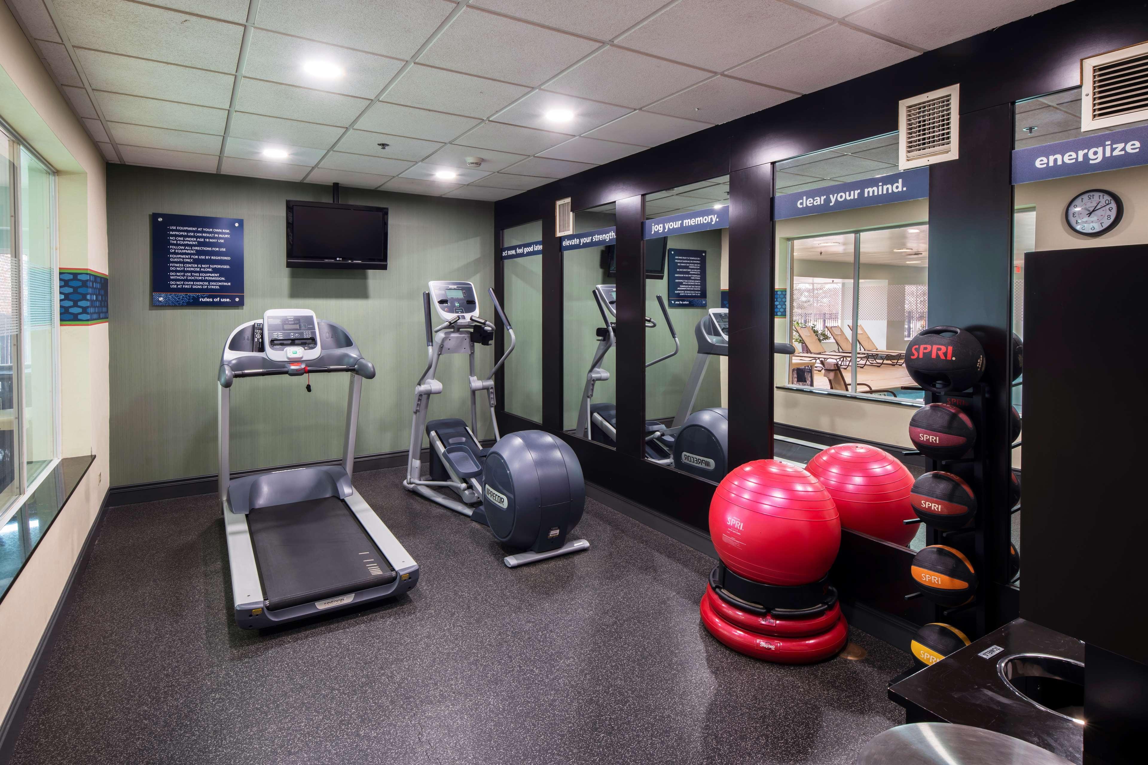Hampton Inn & Suites Lincolnshire Ngoại thất bức ảnh