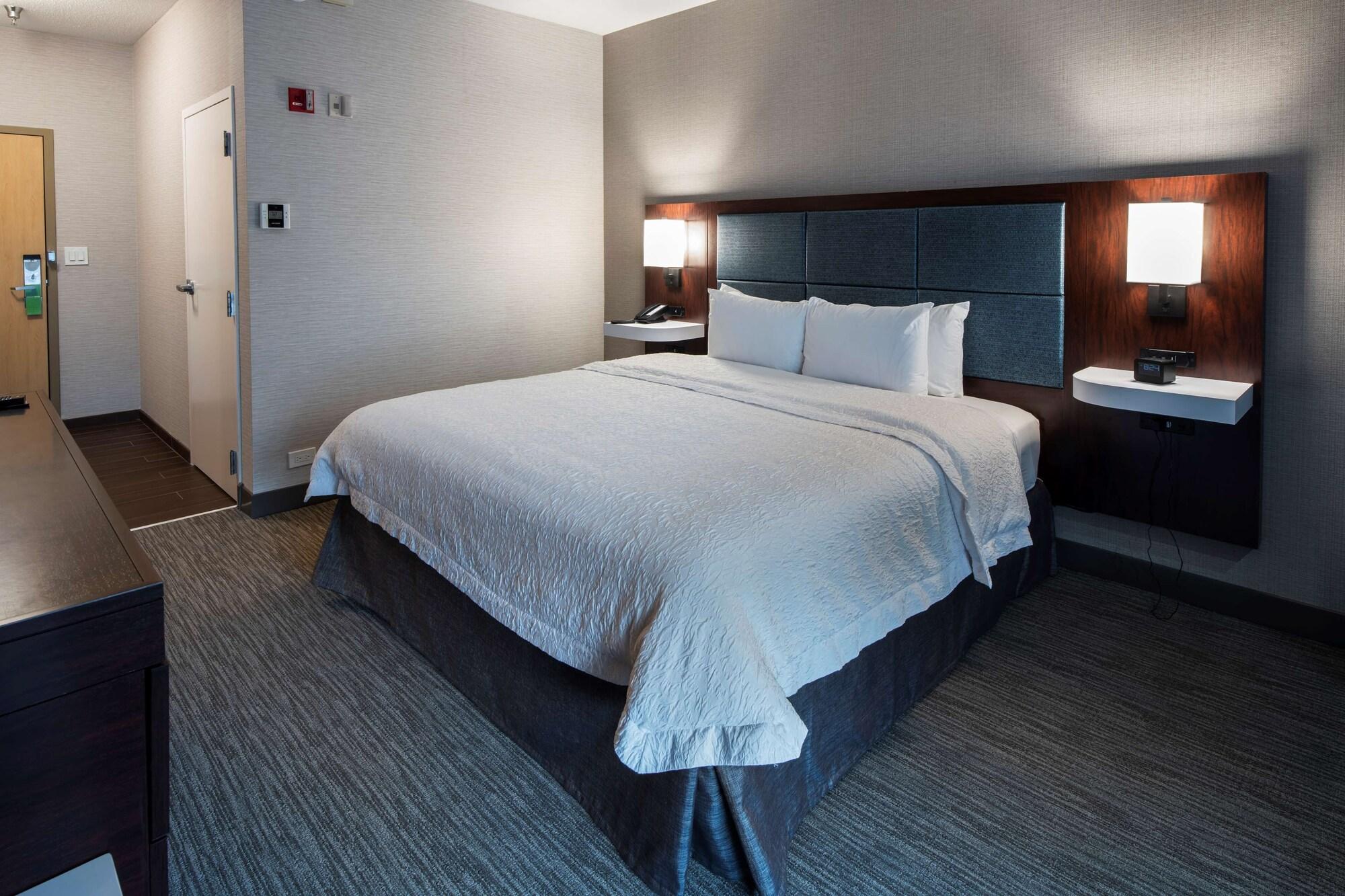 Hampton Inn & Suites Lincolnshire Ngoại thất bức ảnh