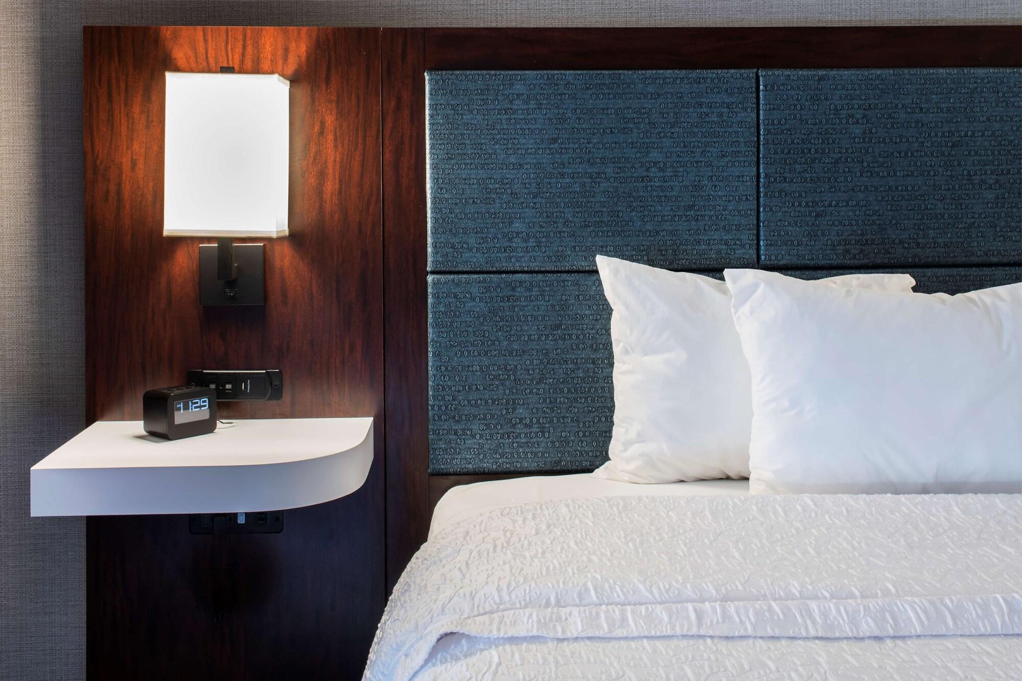Hampton Inn & Suites Lincolnshire Ngoại thất bức ảnh