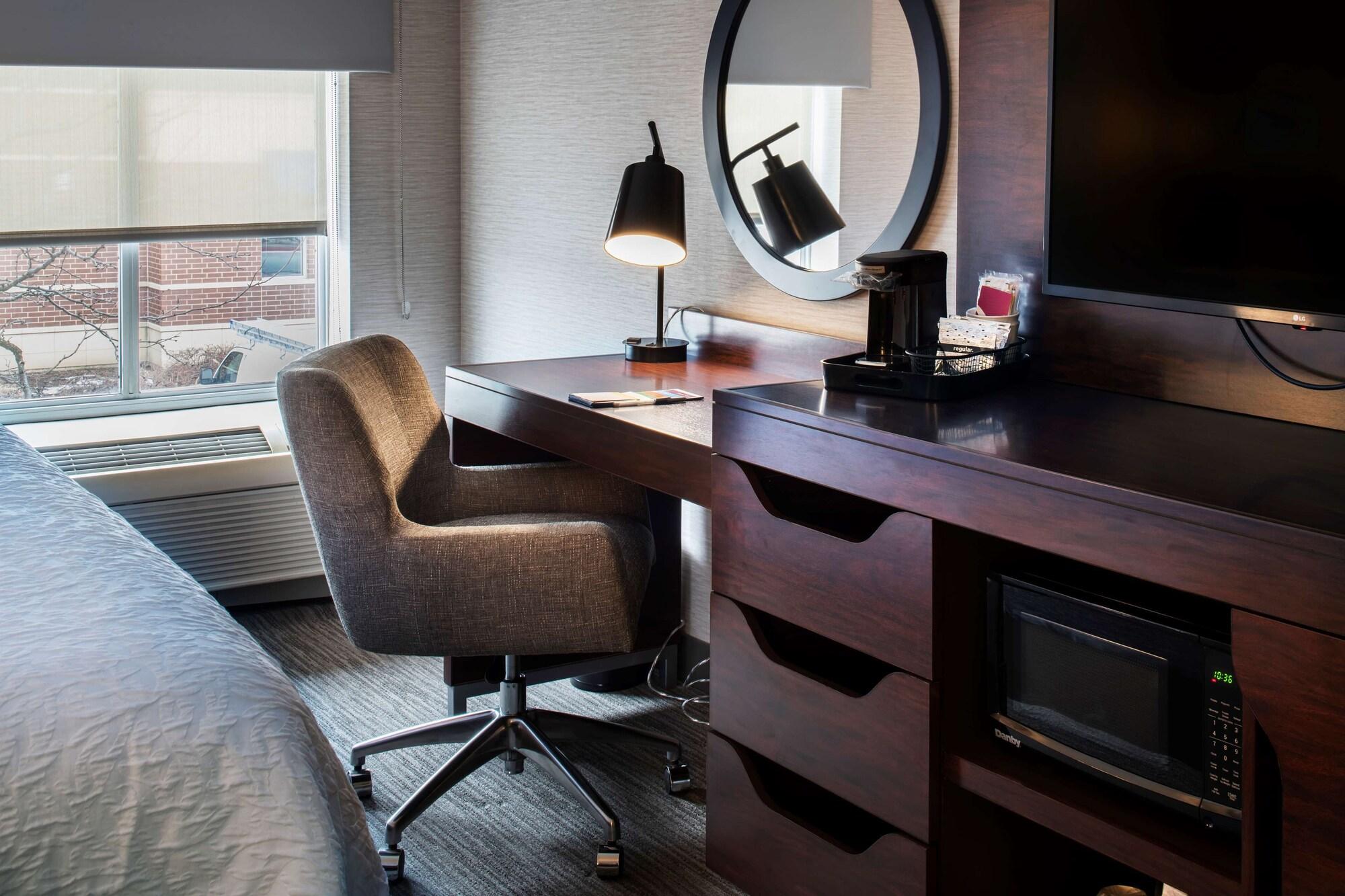Hampton Inn & Suites Lincolnshire Ngoại thất bức ảnh