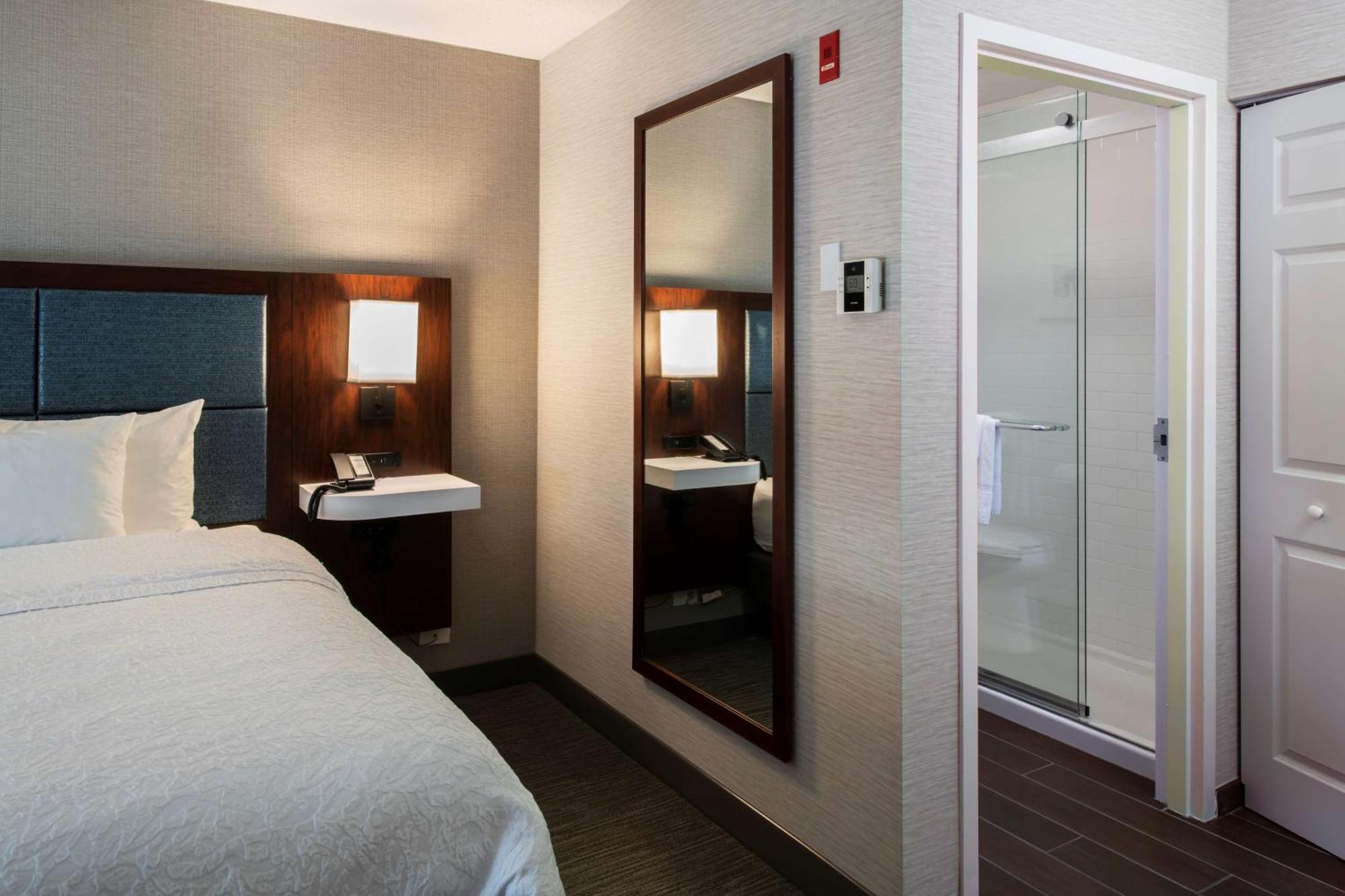 Hampton Inn & Suites Lincolnshire Ngoại thất bức ảnh